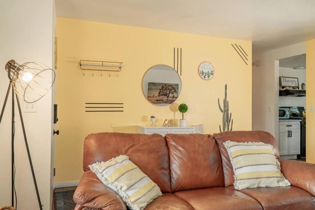 Вілла New! Jt Sunshine House Cozy, Artsy & Comfy, Dog Friendly, 3Bd Джошуа-Трі Екстер'єр фото